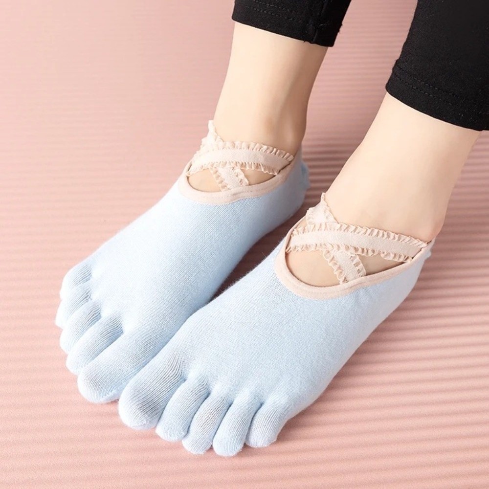 Ladies Non-Slip Pilates Socks  - đánh giá và giá Yoga And Fitness Studio